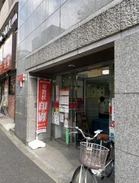 ラ・ベルティ新宿の外観