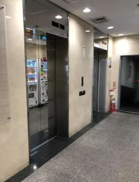 新宿御幸ビルの外観