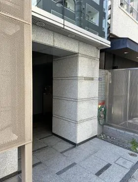 エスワン新宿の外観