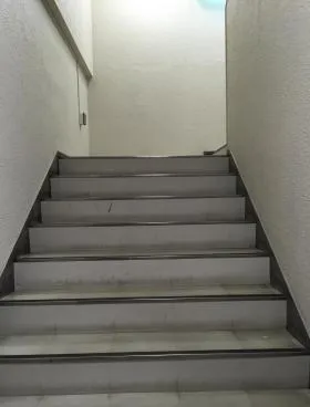 新宿龍生堂ビルの外観