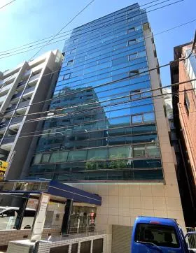 新宿御苑サイドビルの外観