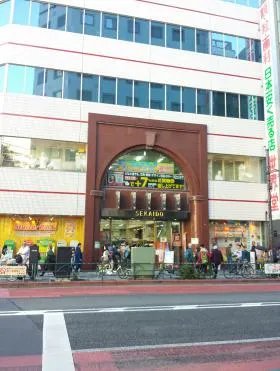 世界堂ビルの外観