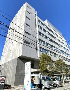 新宿スクエアビルの外観