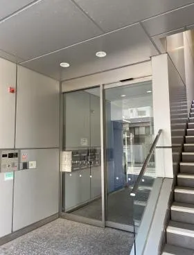 新宿スクエアビルの外観