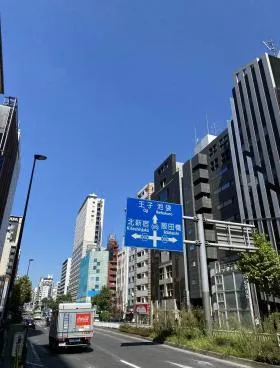 新宿桑原ビルの外観