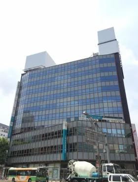 上野広小路会館の外観
