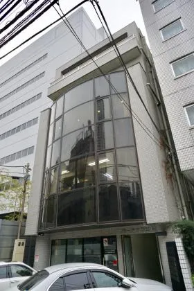 第1アタゴビルの外観