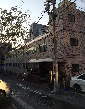 AOIビルの外観
