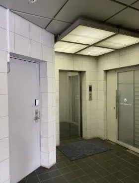 三王商会四谷ビル(旧YSKビル)の外観