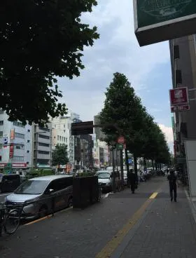 小島ビルの外観