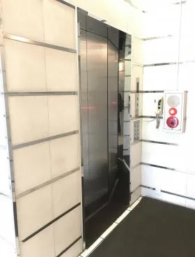 YKBサニービルの外観