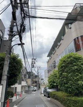 八達ビルの外観