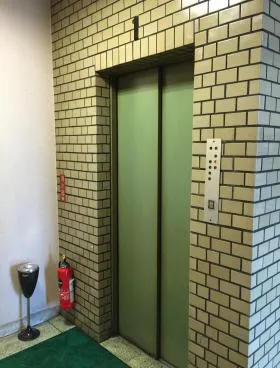 三昭ビルの外観