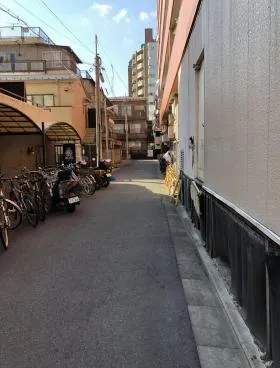 スカイコート西新宿ビルの外観