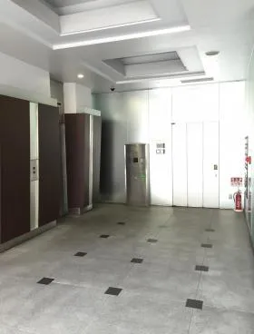 日本橋ライフサイエンスビルディング4(旧ユニゾ日本橋本町3丁目ビル)の外観