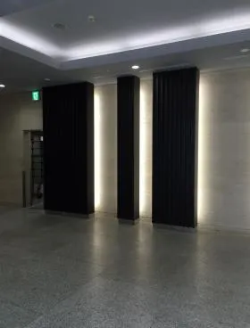 西新宿室町(旧:新宿ホウライ)ビルの外観