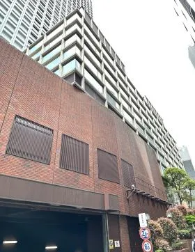 KDDIアネックスビルの外観