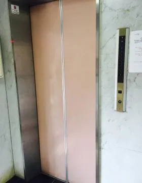 プルミエ西新宿ビルの外観
