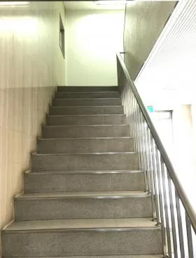 四谷見附ビルディングの外観