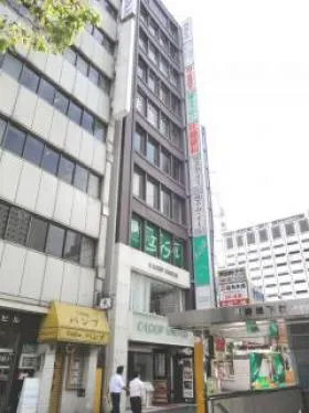 鈴庄ビルの外観