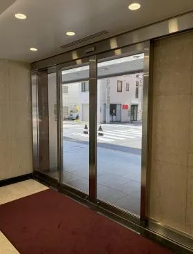 東京浜町近鉄ビルの外観