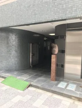 NSビルの外観