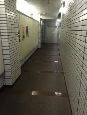NNTビルの外観