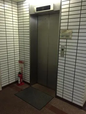 NNTビルの外観