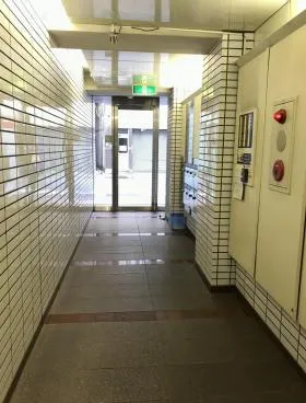 NNTビルの外観