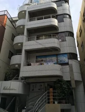 ナカハナビルの外観