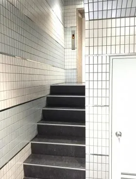 セントラルビルの外観