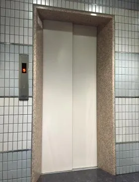 セントラルビルの外観