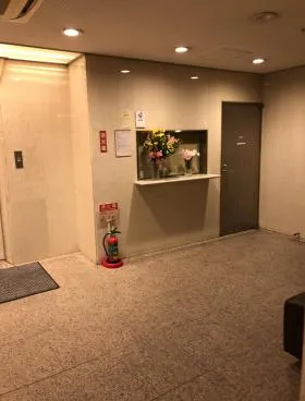 味岡蛎殻町ビルの外観