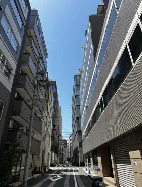 味岡蛎殻町ビルの外観