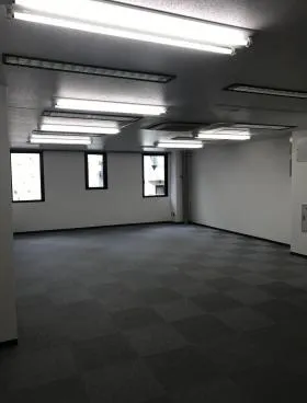日本橋栄ビルの外観