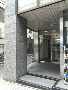 第1川端ビルの外観