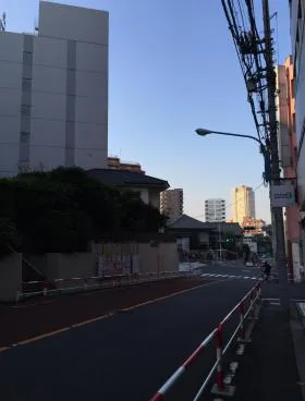 四谷4丁目32番4号ビルの外観
