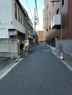 HMビルの外観