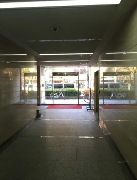 アクサ小伝馬町ビルの外観