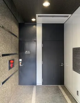 JR八丁堀ビルの外観