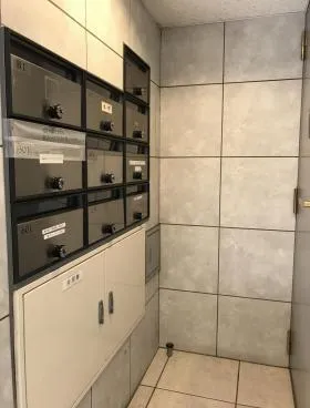 リベラ茅場町ビルの外観