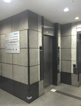 西新橋ビルの外観
