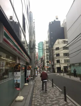 西新橋ビルの外観