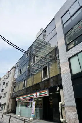 西新橋ビルの外観