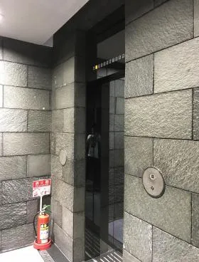 人形町サンシティビルの外観