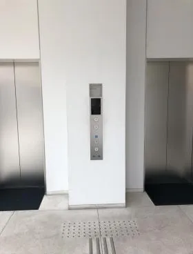 日本橋弥生ビルの外観