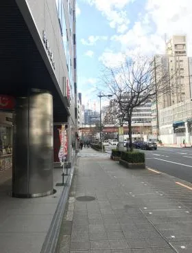 日幸小津ビルの外観