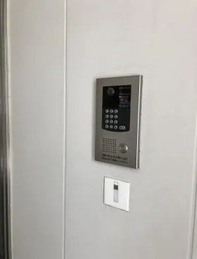 U-Axisの外観