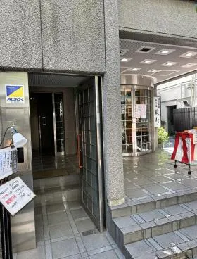 日本橋貝新N.Y.ビルの外観