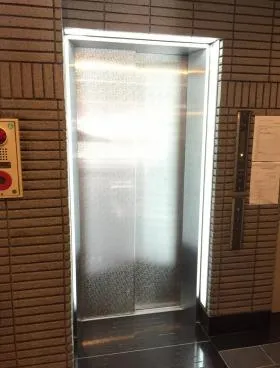 東信入船ビルの外観